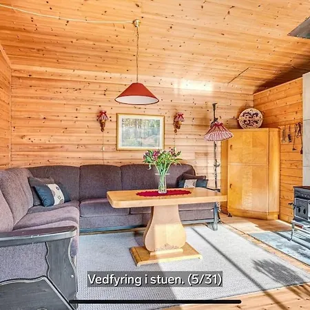Hébergement de vacances Med Havutsikt Og Stor Terasse! Kvaloya